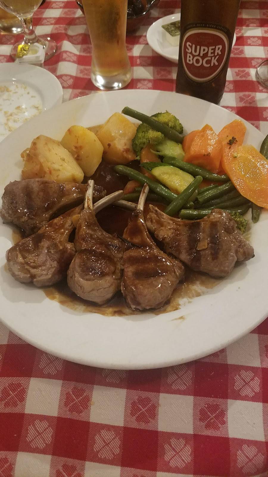 Lareira | restaurant | 66 E Jericho Turnpike, Mineola, NY 11501, USA | 5162482004 OR +1 516-248-2004