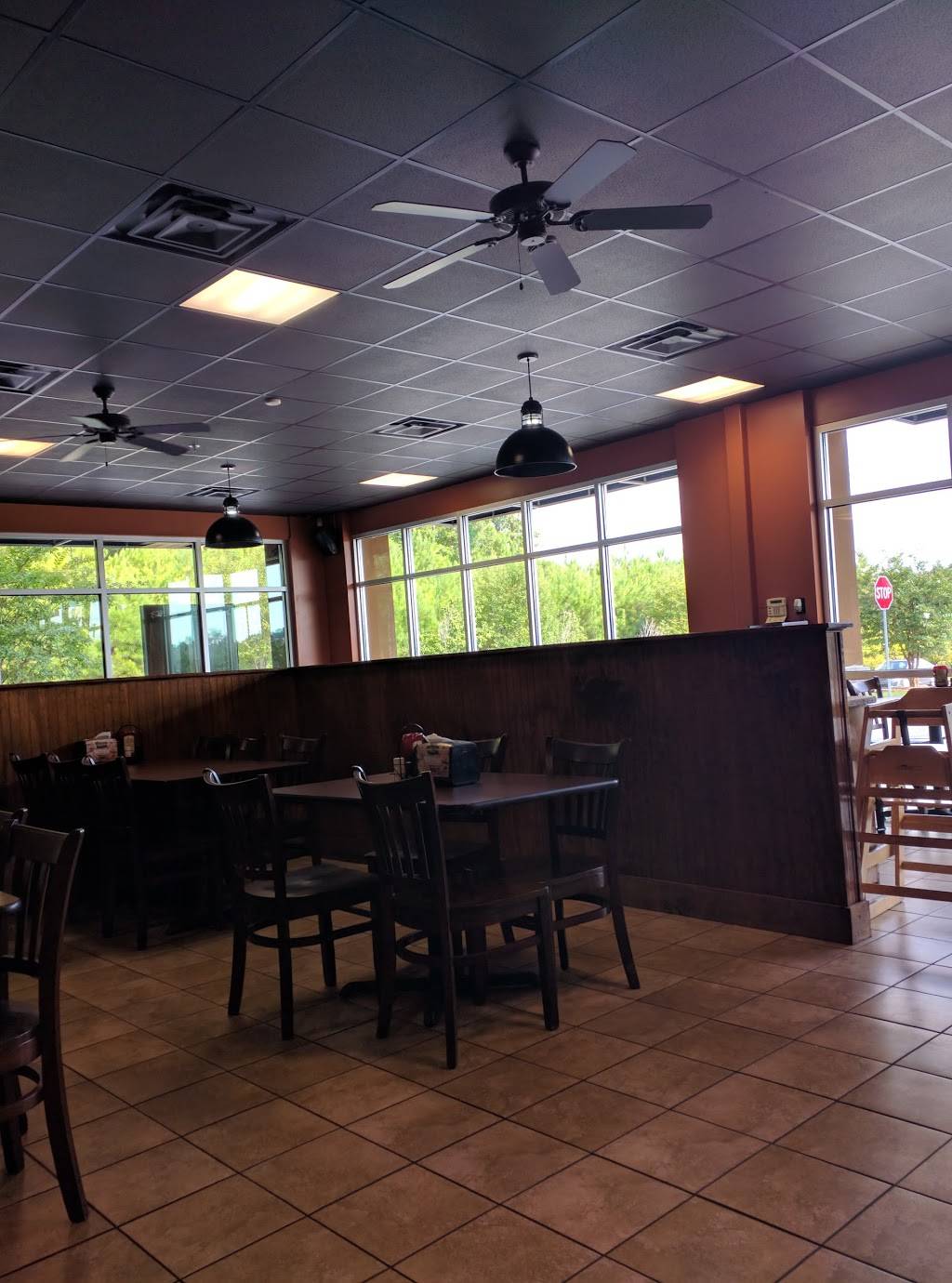 Louies Chicken Fingers | restaurant | 2900 E University Dr, Auburn, AL 36830, USA | 3345012070 OR +1 334-501-2070