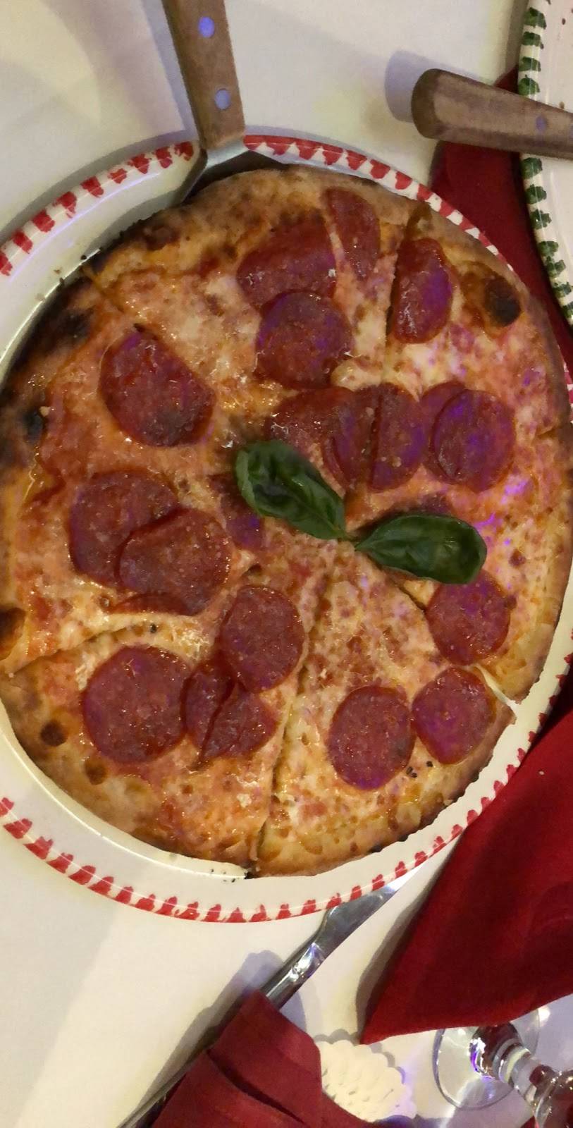 Tre Fontane | restaurant | 222 Avenue U, Brooklyn, NY 11223, USA | 7188727180 OR +1 718-872-7180