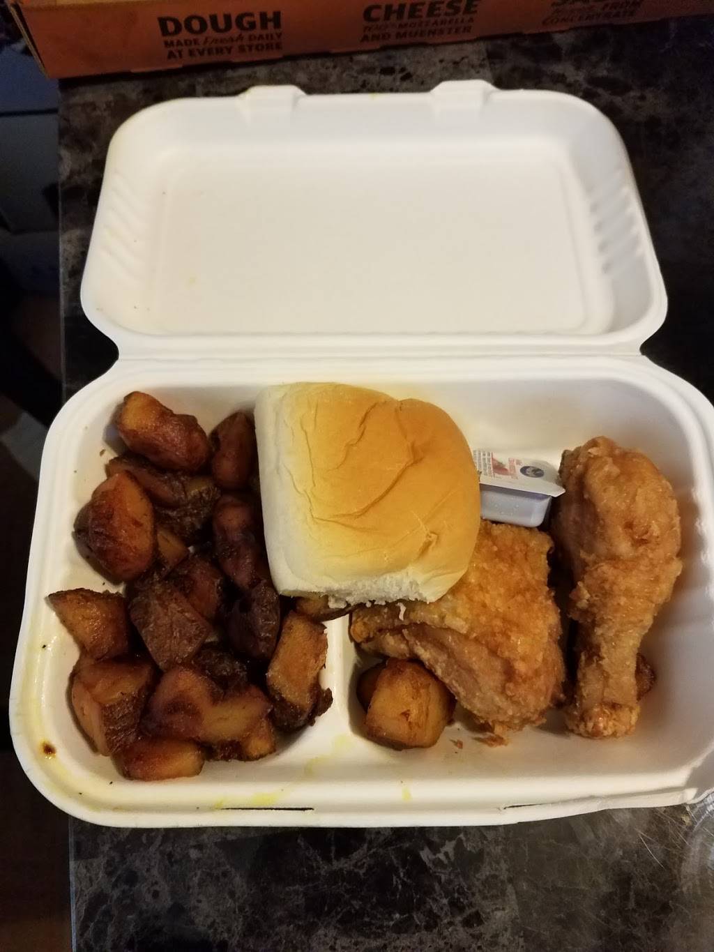 Chicken Shack Royal Oak 11 Mile | meal takeaway | 1320 E Eleven Mile Rd, Royal Oak, MI 48067, USA | 2485415100 OR +1 248-541-5100