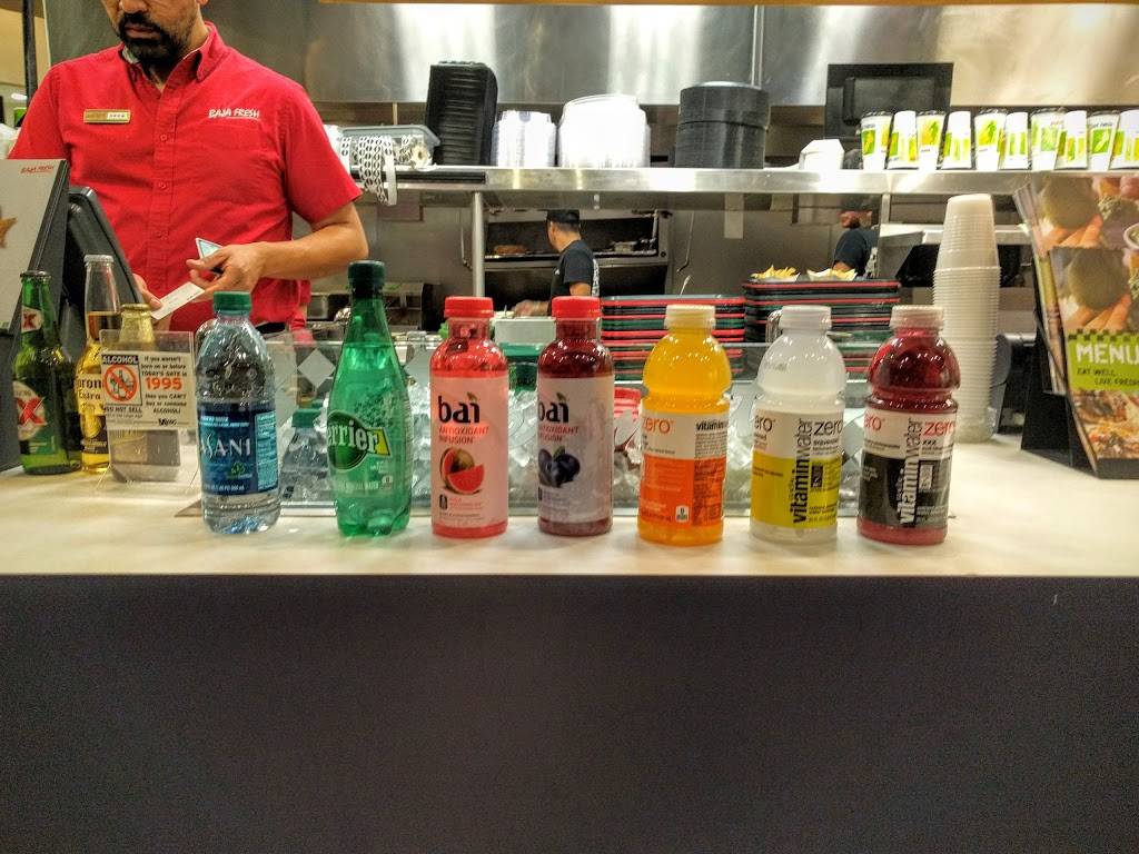 Baja Fresh Mexican Grill | restaurant | 12150 Fairfax Towne Center, Fairfax, VA 22033, USA | 7033521792 OR +1 703-352-1792