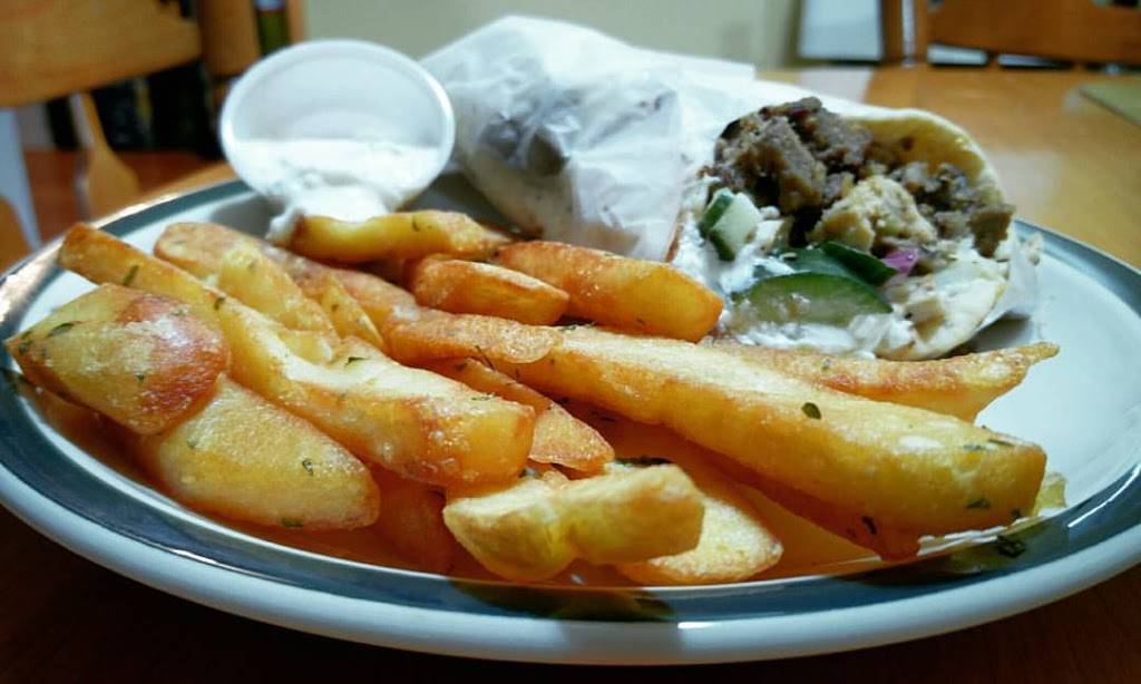 Cozmos Souvlaki | restaurant | 196 Greenbank Rd, Nepean, ON K2H 5V2, Canada | 6135964040 OR +1 613-596-4040