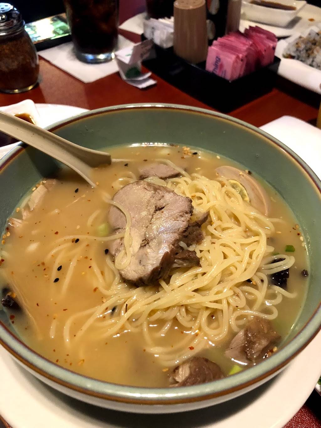 Charlies Sushi & Japanese Restaurant | restaurant | 1200 Cleveland St, Clearwater, FL 33755, USA | 7273517338 OR +1 727-351-7338