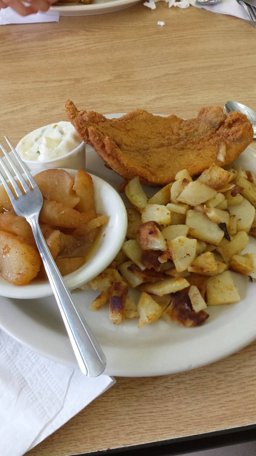 Victorias Country Inn | restaurant | 6925 W Third St, Dayton, OH 45417, USA | 9378357113 OR +1 937-835-7113