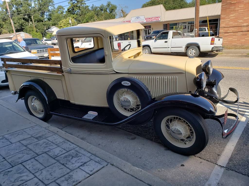 J&J Cafeteria | cafe | 1303 4th Ave, Conway, SC 29526, USA | 8432486281 OR +1 843-248-6281