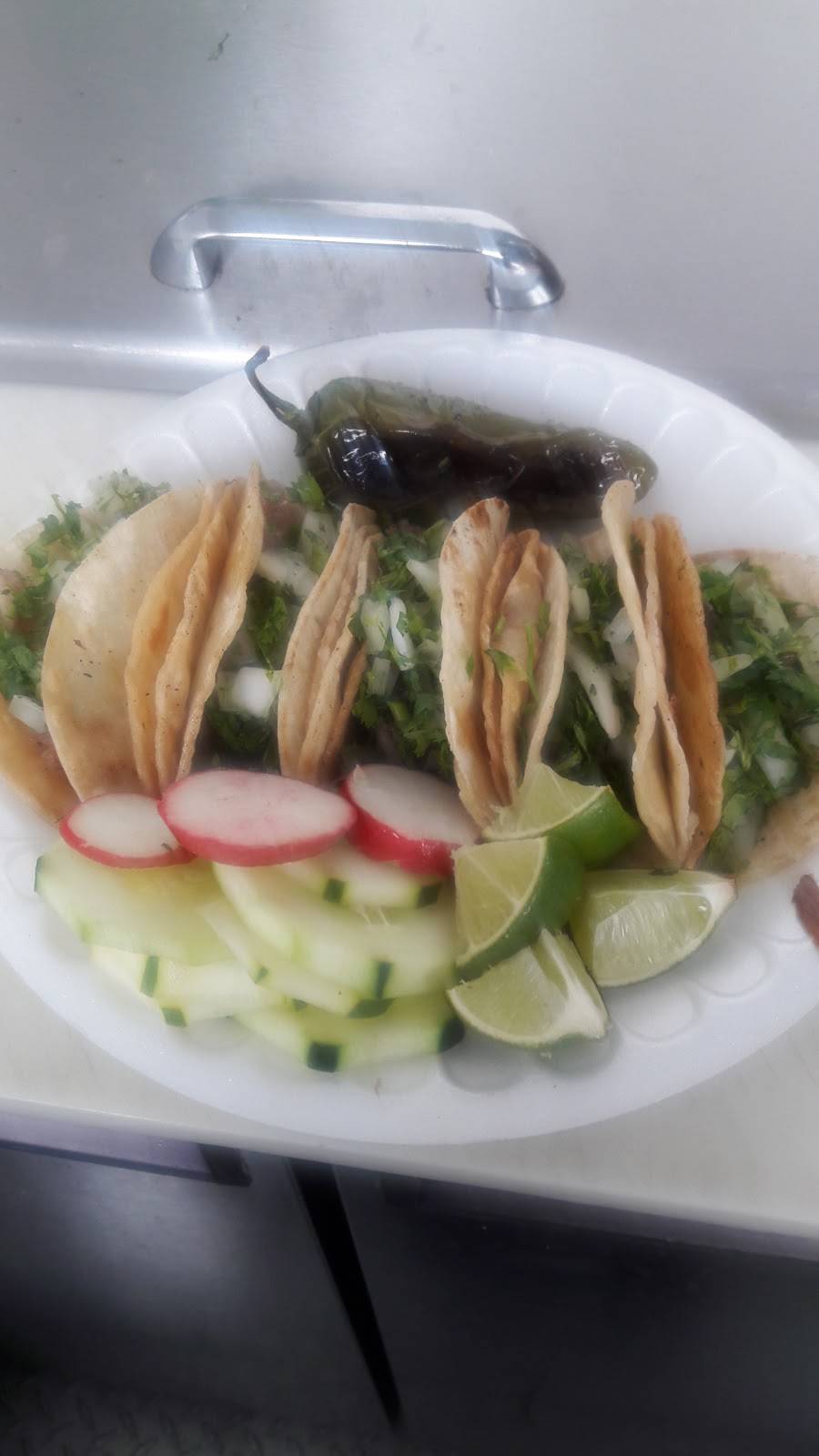 El quiché pupusas | restaurant | 16226 N Cave Creek Rd, Phoenix, AZ 85032, USA | 6024463756 OR +1 602-446-3756