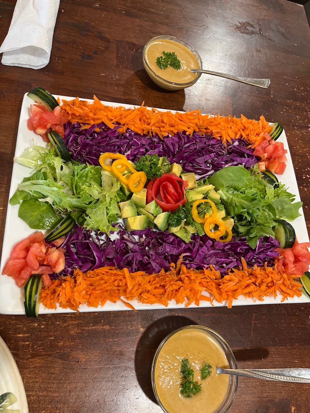 The Vine’s Cafe | restaurant | 721 N Dixie Ave, Cookeville, TN 38501, USA | 9312922235 OR +1 931-292-2235