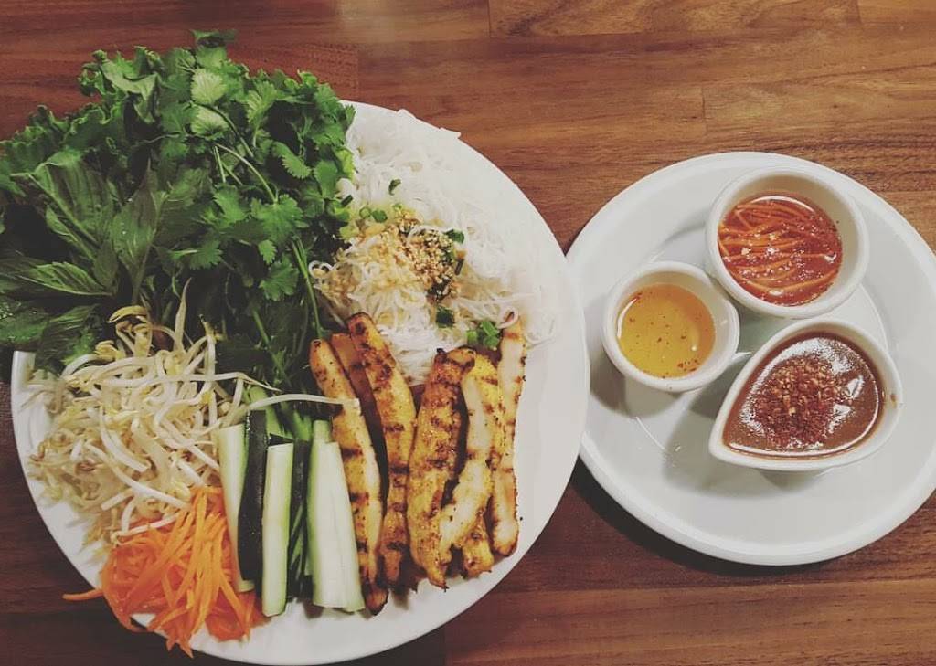 Lele East & West Thai Vietnamese Cuisine | restaurant | 5015 Tacoma Mall Blvd #103, Tacoma, WA 98409, USA | 2533023998 OR +1 253-302-3998