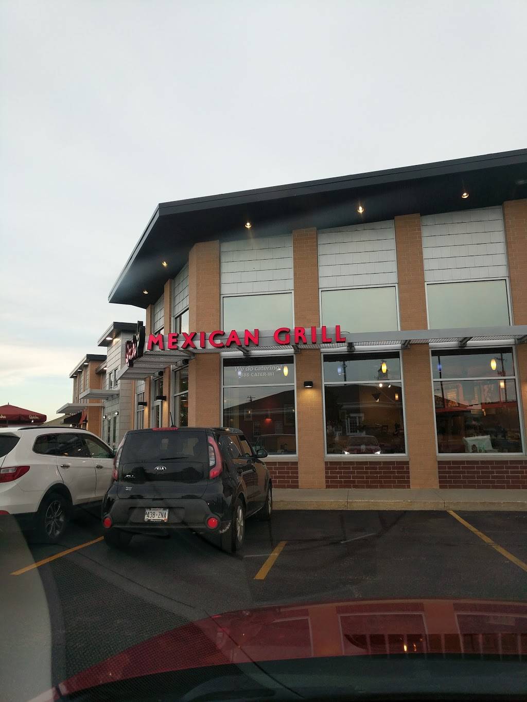 QDOBA Mexican Eats | restaurant | 8750 S Howell Ave, Oak Creek, WI 53154, USA | 4144350117 OR +1 414-435-0117