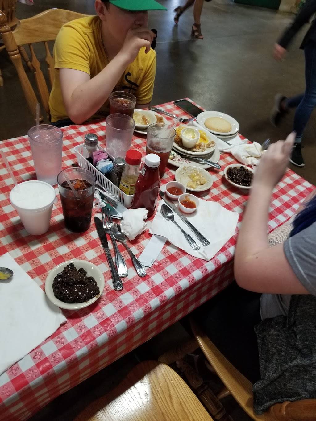 Plantation Buffets | restaurant | 237 Beasley Dr, Dickson, TN 37055, USA | 6153757290 OR +1 615-375-7290