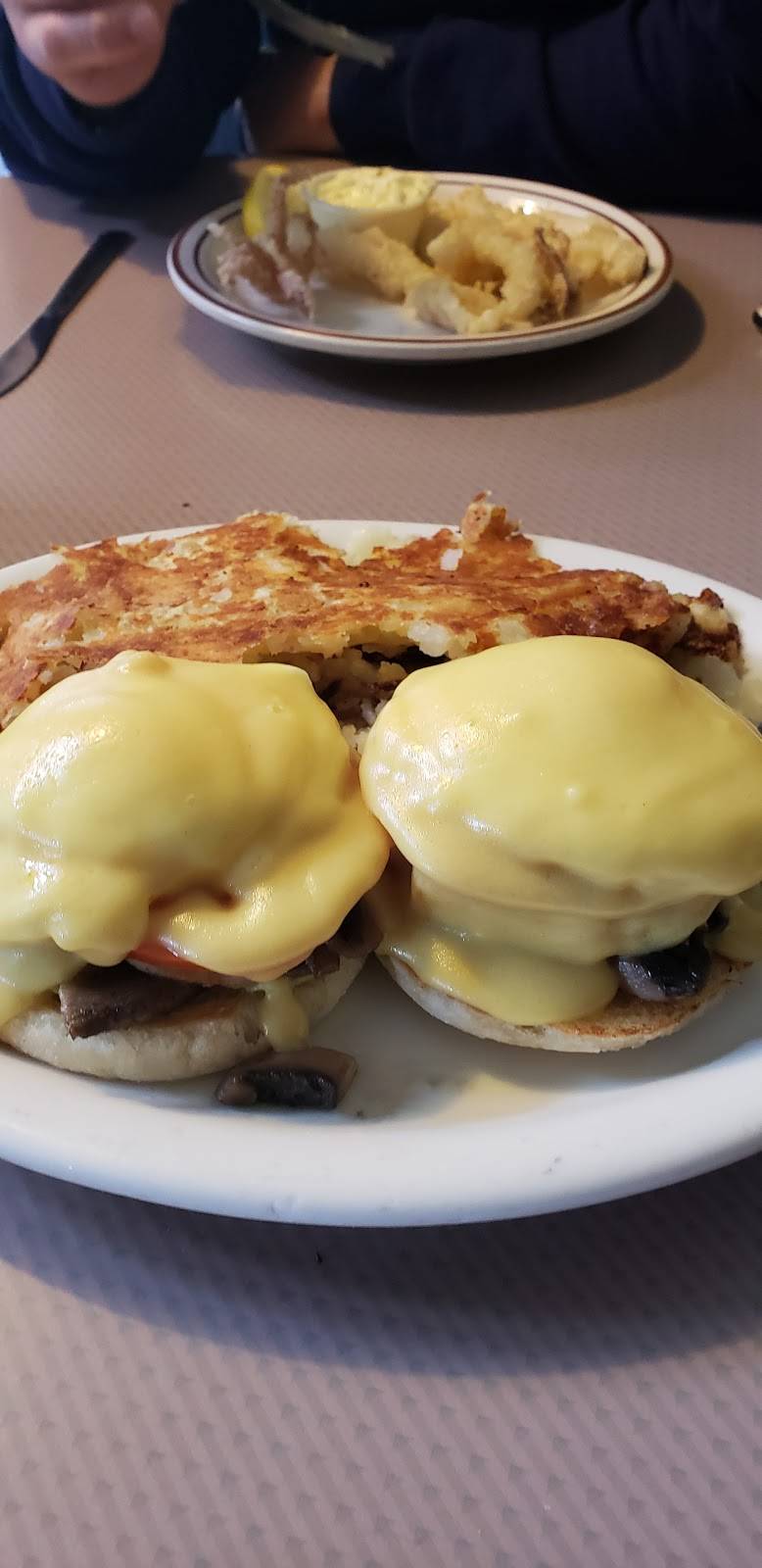 Plaza Cafe | cafe | 1912 Contra Costa Blvd, Pleasant Hill, CA 94523, USA | 9258272811 OR +1 925-827-2811