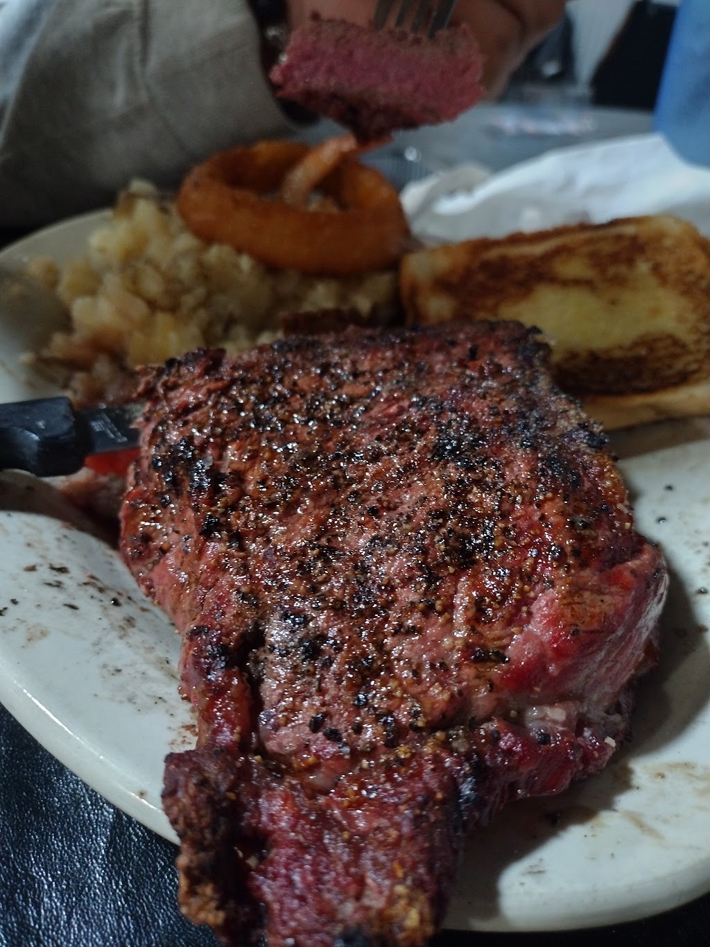 Mama KS | restaurant | 4593 Hwy 9, Leola, AR 72084, USA | 5013327200 OR +1 501-332-7200