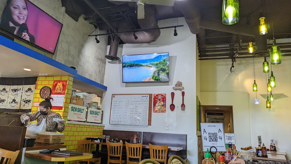Sea Salt Pho & Sushi | restaurant | 10550 Craftsman Way ste 186, San Diego, CA 92127, USA | 8585241501 OR +1 858-524-1501