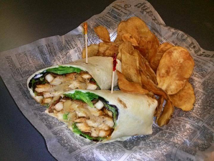 Good Land Wing Co. | restaurant | 620 W Grand Ave, Port Washington, WI 53074, USA | 4149791155 OR +1 414-979-1155