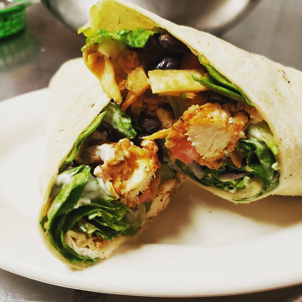 The House: Downtown Grill | restaurant | 105 S Brewer St, Paris, TN 38242, USA | 7319244111 OR +1 731-924-4111