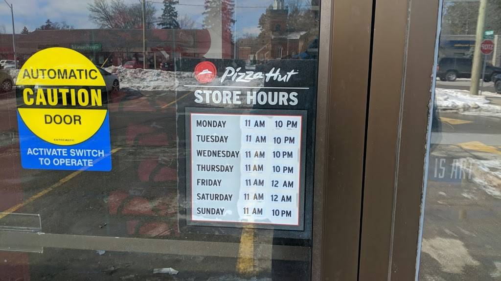 Pizza Hut | meal delivery | 882 Dundas St, Woodstock, ON N4S 1G7, Canada | 5195398157 OR +1 519-539-8157