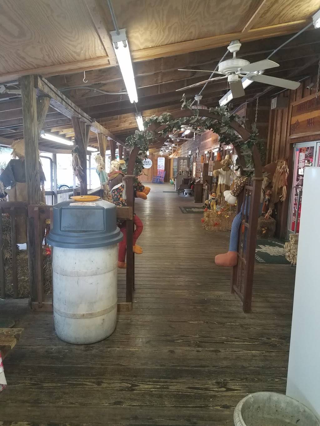 Cobbly Nob Cafe & Pizza | restaurant | 3720 East Pkwy, Gatlinburg, TN 37738, USA | 8654304688 OR +1 865-430-4688