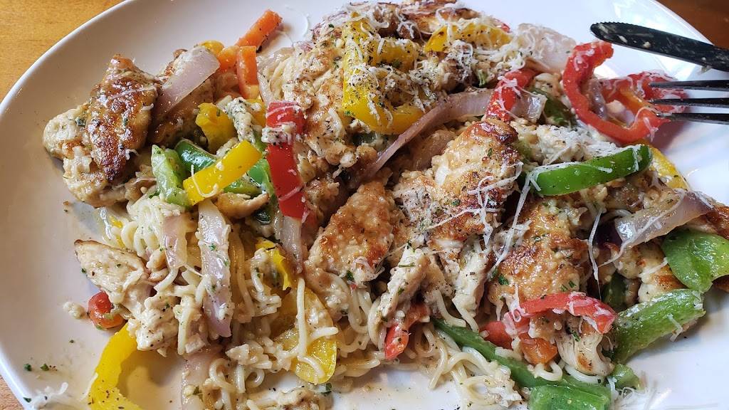 Olive Garden Italian Restaurant | meal takeaway | 300 FL-436, Altamonte Springs, FL 32714, USA | 4077720409 OR +1 407-772-0409