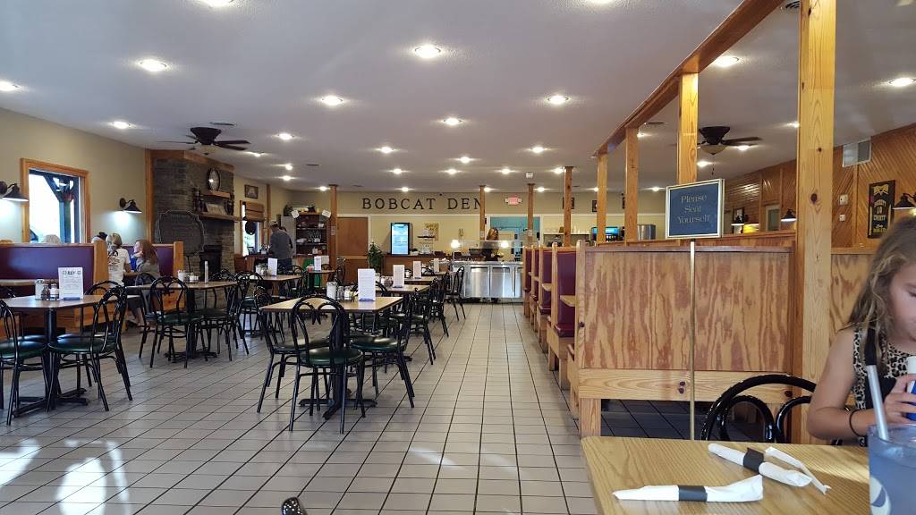 Bobcat Den | restaurant | 8550 TN-111, Byrdstown, TN 38549, USA | 9318643125 OR +1 931-864-3125