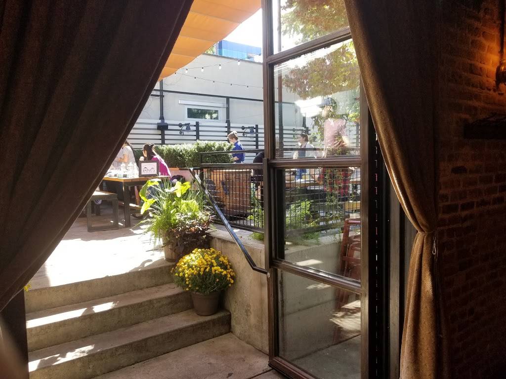 The Bonnie | restaurant | 29-12 23rd Ave, Astoria, NY 11105, USA | 7182742105 OR +1 718-274-2105