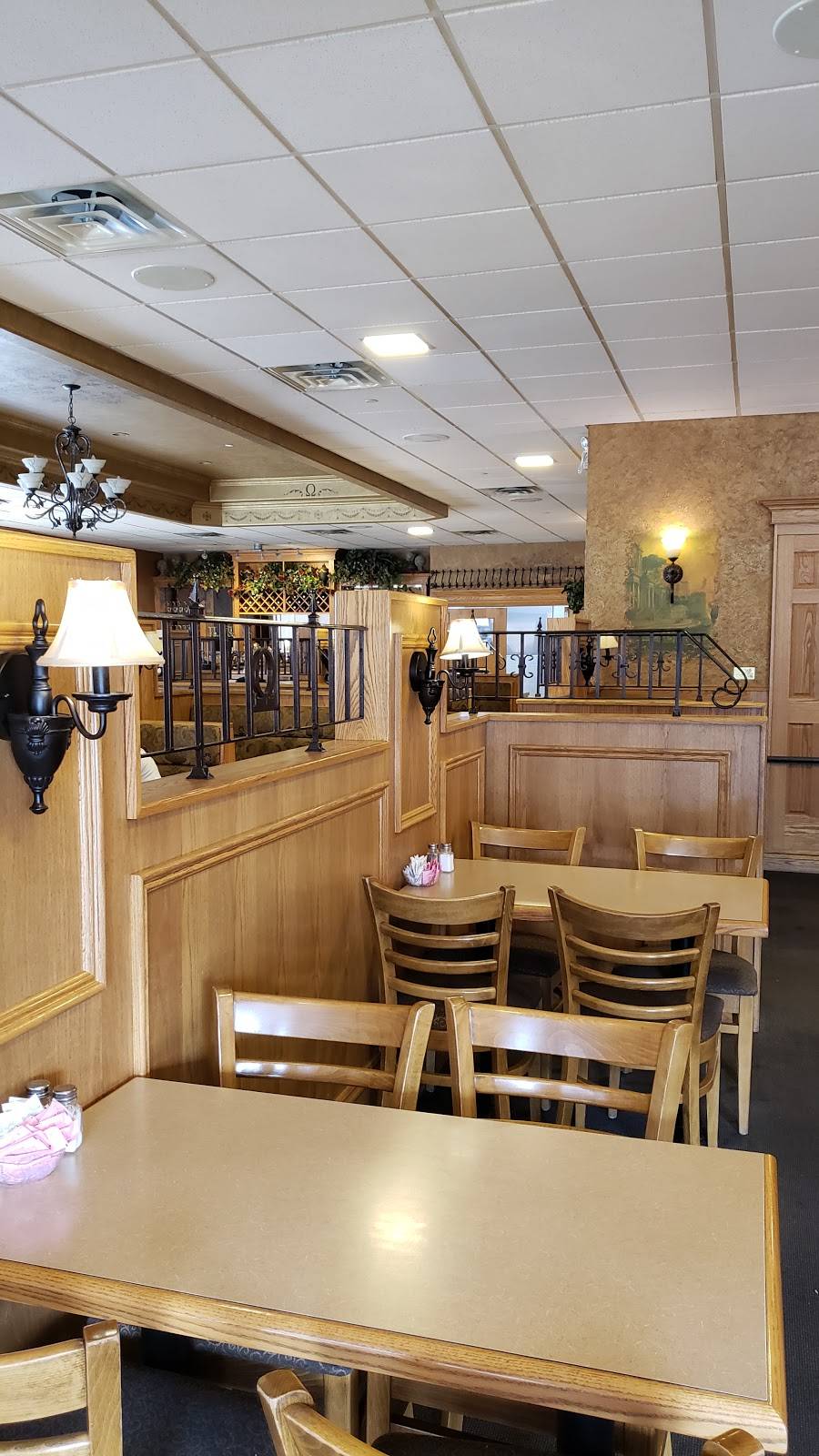 Omega Family Restaurant | restaurant | 685 Fischer-Hallman Rd, Kitchener, ON N2E 4E9, Canada | 5197452500 OR +1 519-745-2500