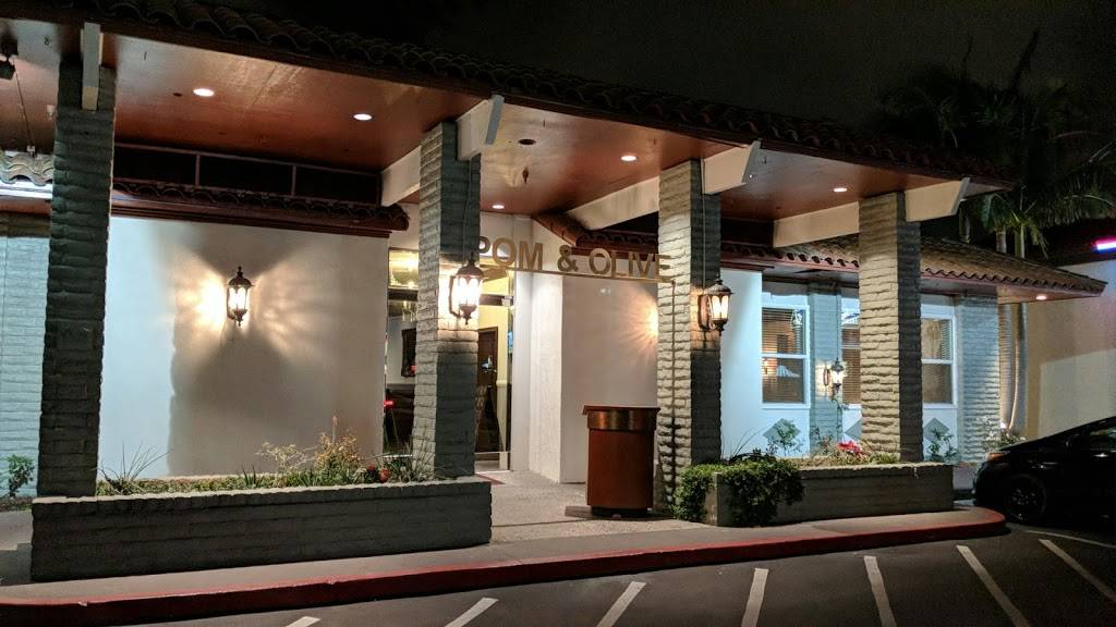 Pom & Olive | restaurant | 1400 Bristol St C, Costa Mesa, CA 92626, USA | 7147541974 OR +1 714-754-1974