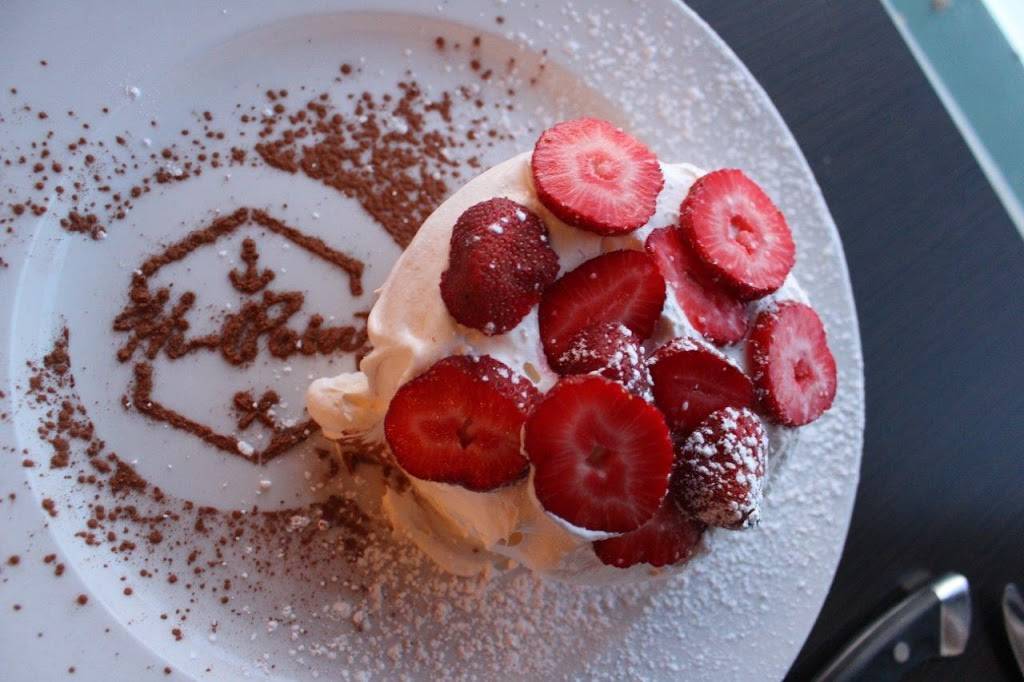 Hi Point | restaurant | 144 Lakeshore Dr, Arnolds Park, IA 51331, USA | 7123328889 OR +1 712-332-8889