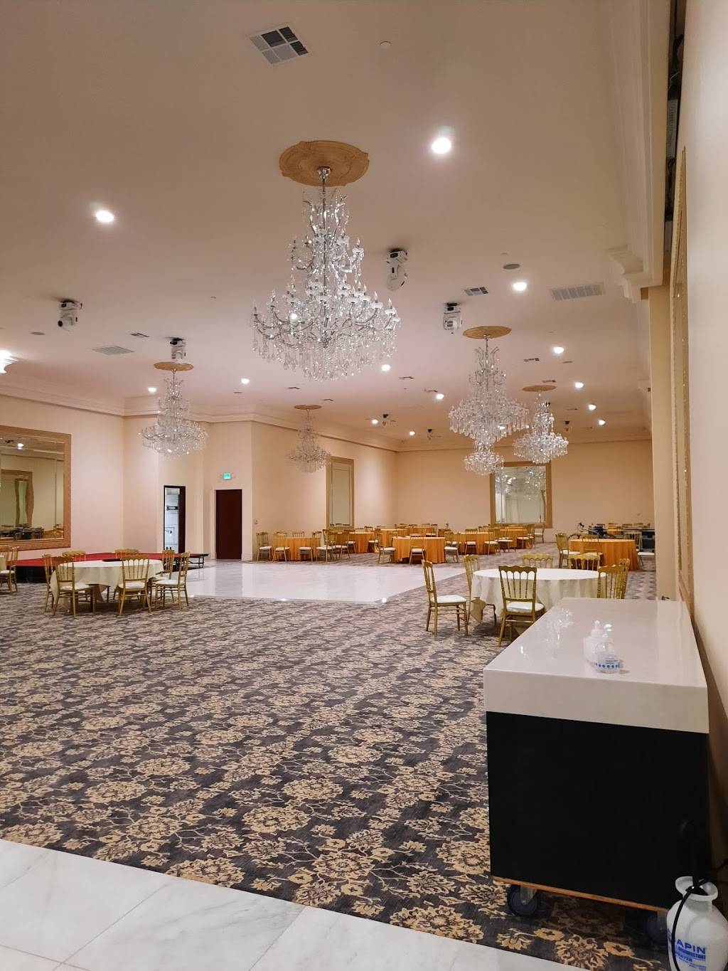 Banquet Indian Food and banquet hall | restaurant | 651 W Whittier Blvd, La Habra, CA 90631, USA | 6266183032 OR +1 626-618-3032