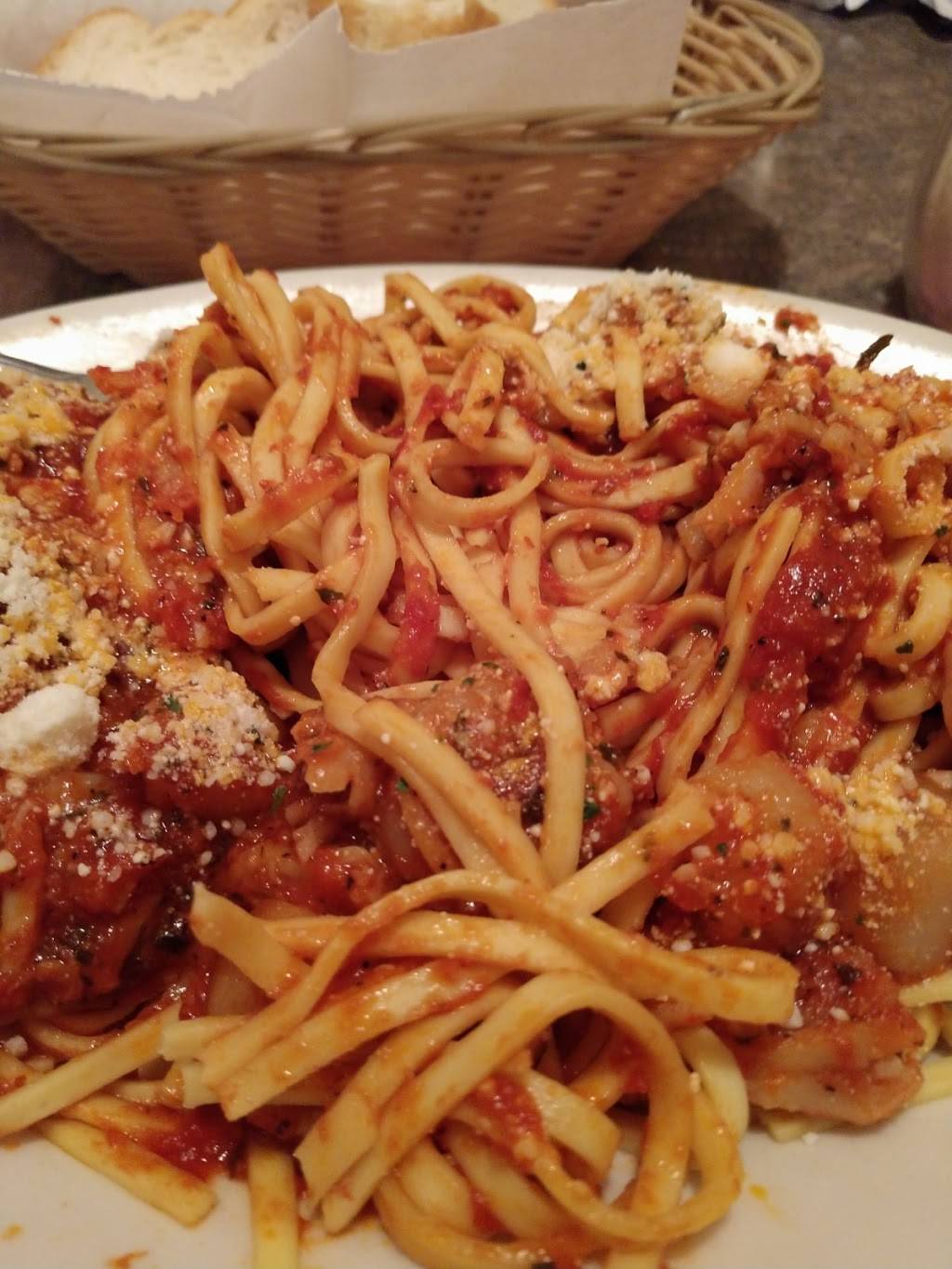 Dontinos La Vita Gardens | restaurant | 555 E Cuyahoga Falls Ave, Akron, OH 44310, USA | 3309289530 OR +1 330-928-9530