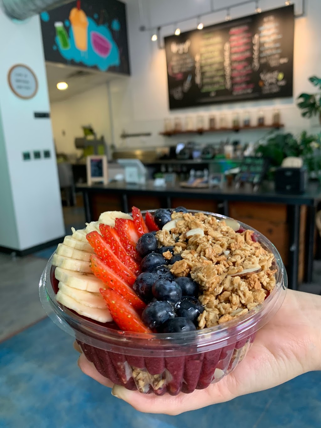 Berry Greens Acai & Juice Bar | cafe | 245 E Congress St Ste 159, Tucson, AZ 85701, USA | 5203675913 OR +1 520-367-5913