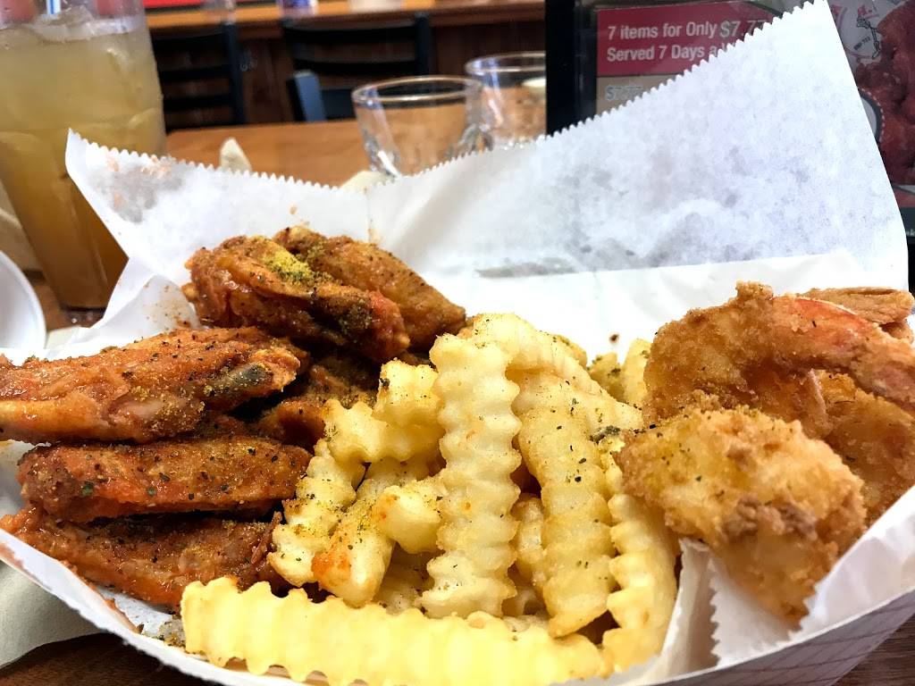 J R Crickets Lovejoy | restaurant | 11353 Tara Blvd, Hampton, GA 30228, USA | 7707310743 OR +1 770-731-0743