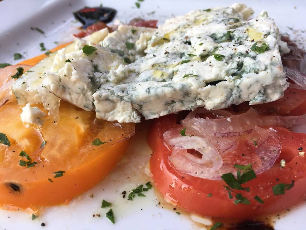 The Chicago Teachers Lounge & Eatery | restaurant | 2525 W Division St, Chicago, IL 60622, USA | 7733668700 OR +1 773-366-8700