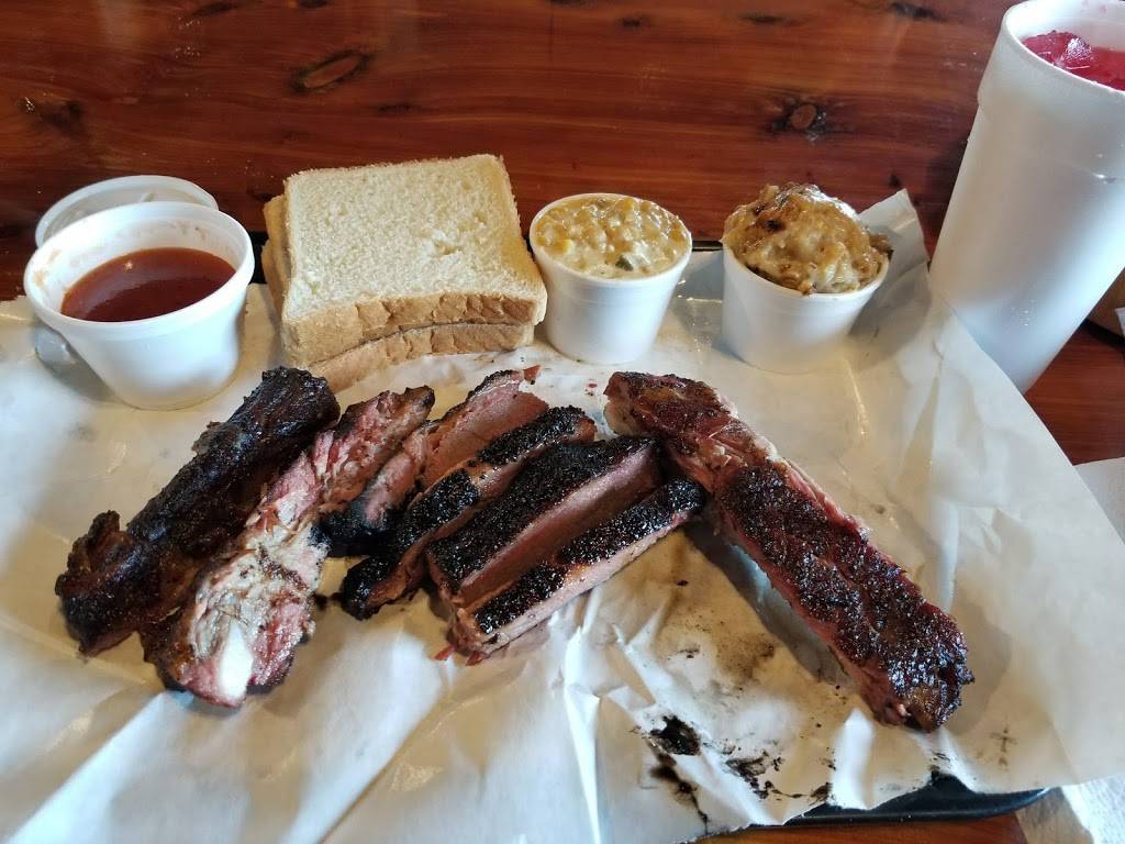Opies Barbeque restaurant | restaurant | 9504 TX-71, Spicewood, TX 78669, USA | 8306938660 OR +1 830-693-8660