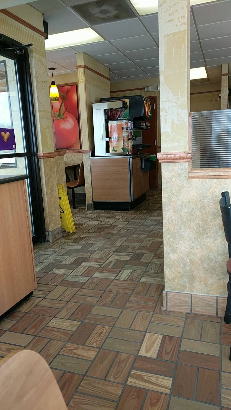 Subway | restaurant | 1320 E Main St, Reedsburg, WI 53959, USA | 6085243666 OR +1 608-524-3666