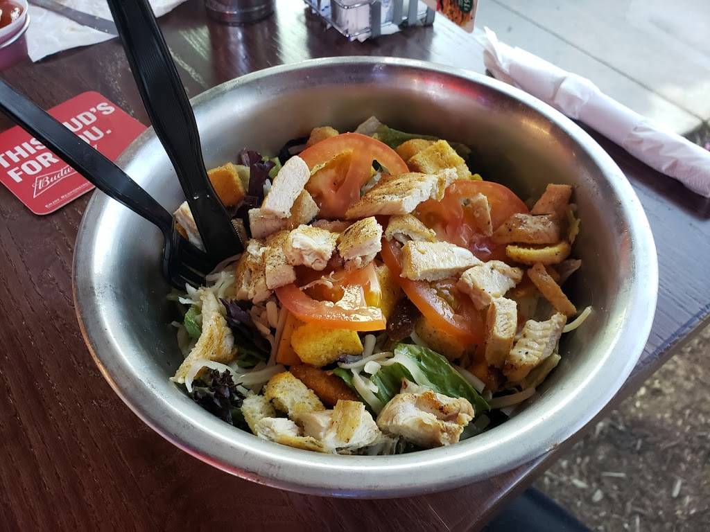 Jakes Burgers and Beer | restaurant | 3540 E Broad St #132, Mansfield, TX 76063, USA | 8174397171 OR +1 817-439-7171