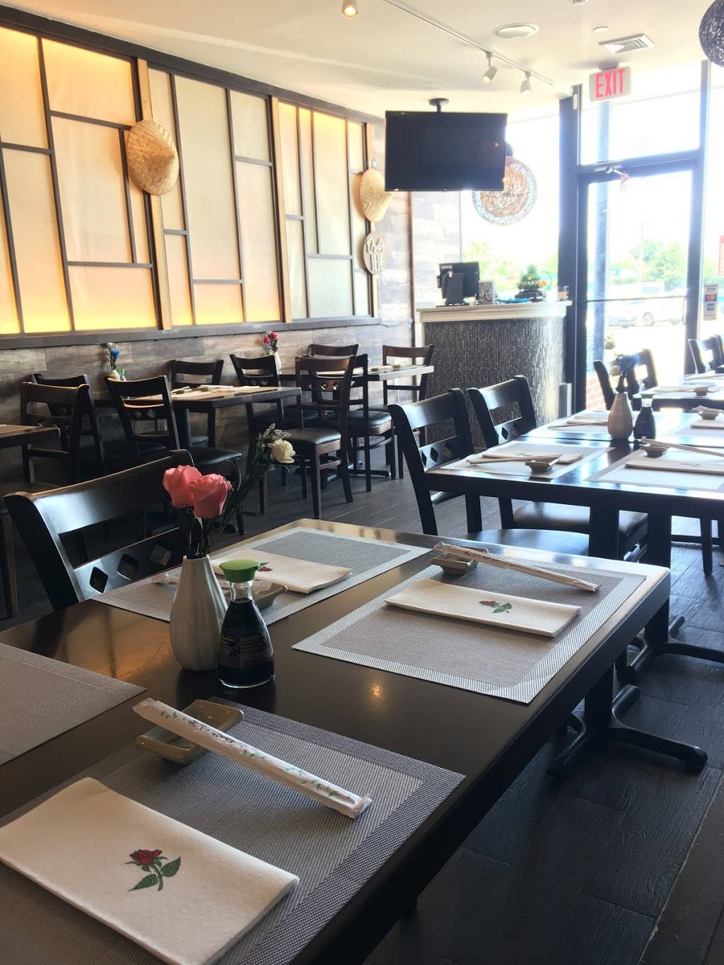 Tenho Sushi Restaurant | restaurant | 188 W Old Country Rd, Hicksville, NY 11801, USA | 5165131662 OR +1 516-513-1662