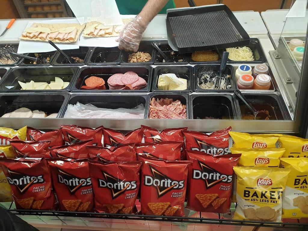 Subway Restaurants | restaurant | 400 Red Brook Blvd #001, Owings Mills, MD 21117, USA | 4103633581 OR +1 410-363-3581