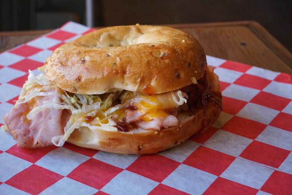 Sullys Steamers | bakery | 6 E Washington St, Greenville, SC 29601, USA | 8645096061 OR +1 864-509-6061