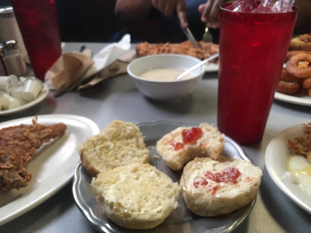 Franks Grill | restaurant | 5901 Clinton Dr, Houston, TX 77020, USA | 7136744571 OR +1 713-674-4571