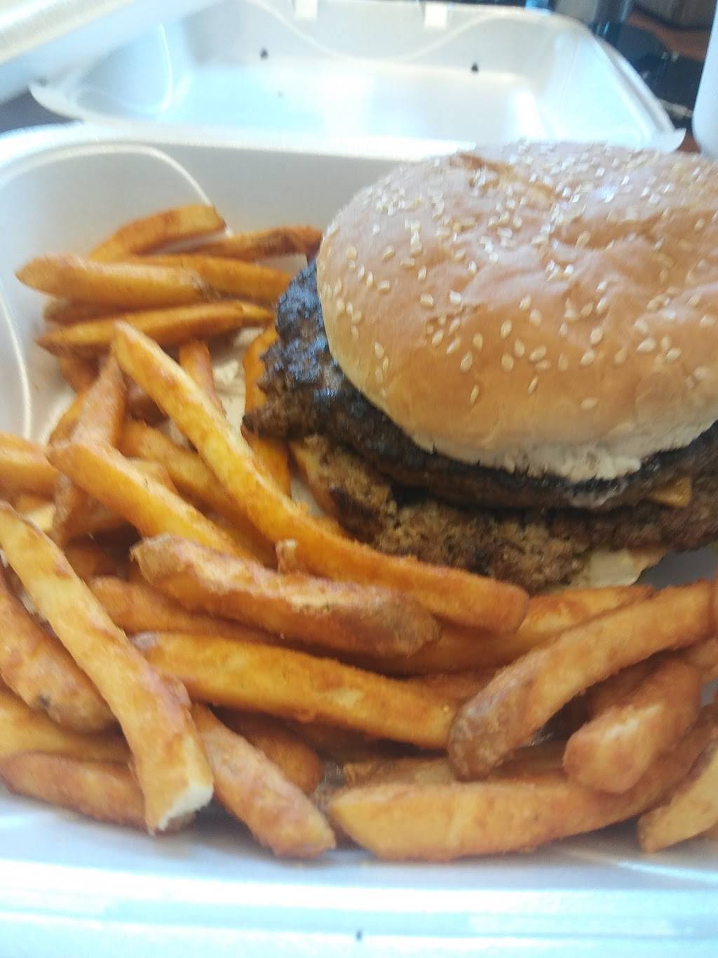 Fat Mos | restaurant | 106 Madison St, Madison, TN 37115, USA | 6158604507 OR +1 615-860-4507