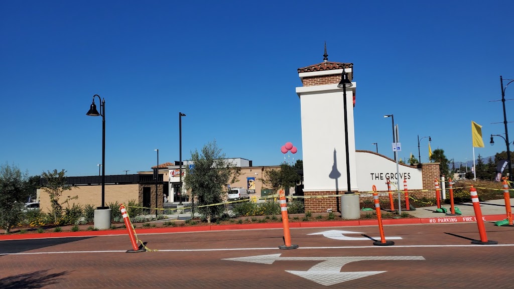 Raising Canes Chicken Fingers | meal takeaway | 11814 Whittier Blvd, Whittier, CA 90601, USA | 5626540114 OR +1 562-654-0114