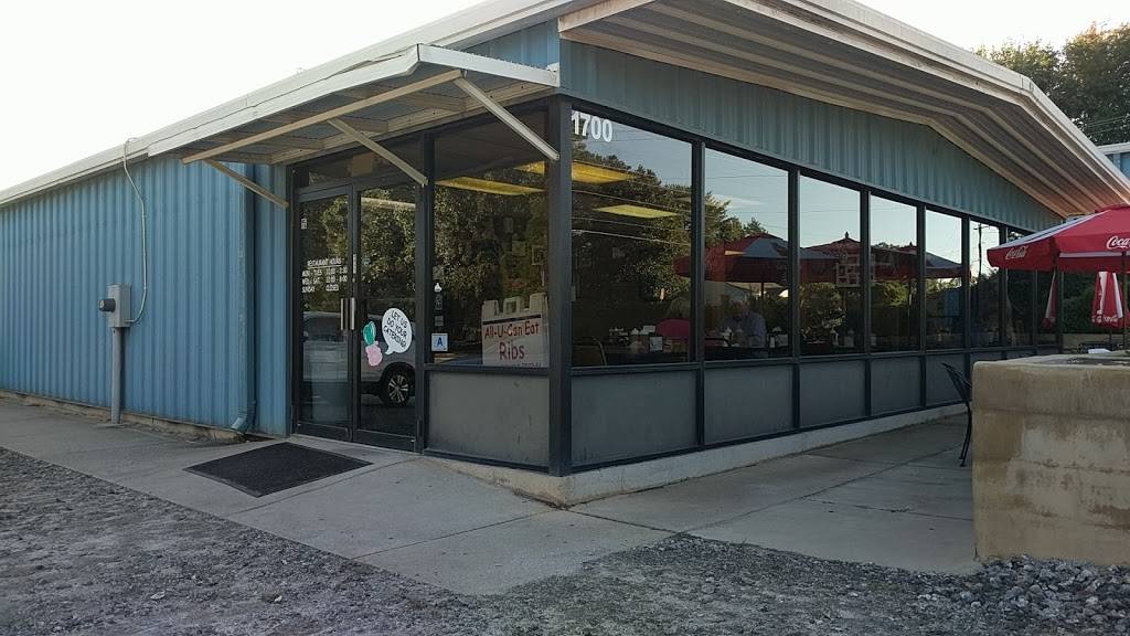 Buckys Bar-B-Q | restaurant | 1700 Roper Mountain Road, Greenville, SC 29615, USA | 8643290054 OR +1 864-329-0054