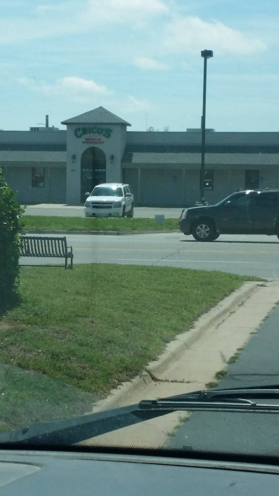 Chicos Restaurant | restaurant | 4407 W Maple St, Wichita, KS 67209, USA | 3169435401 OR +1 316-943-5401