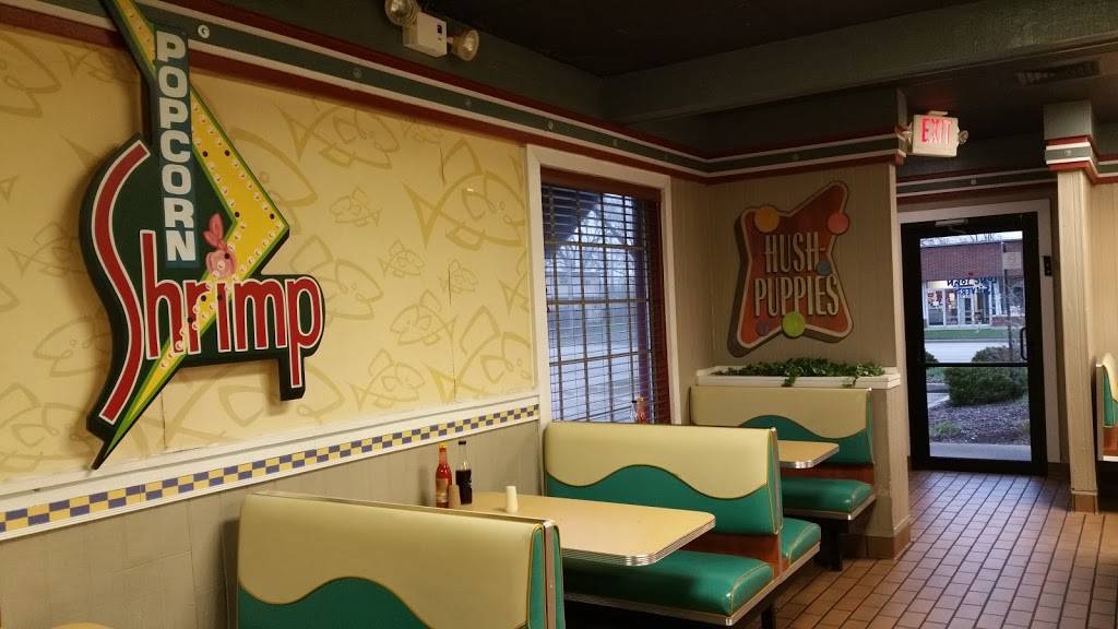 Long John Silvers | restaurant | 265 N Kinzie Ave, Bradley, IL 60915, USA | 8159370543 OR +1 815-937-0543