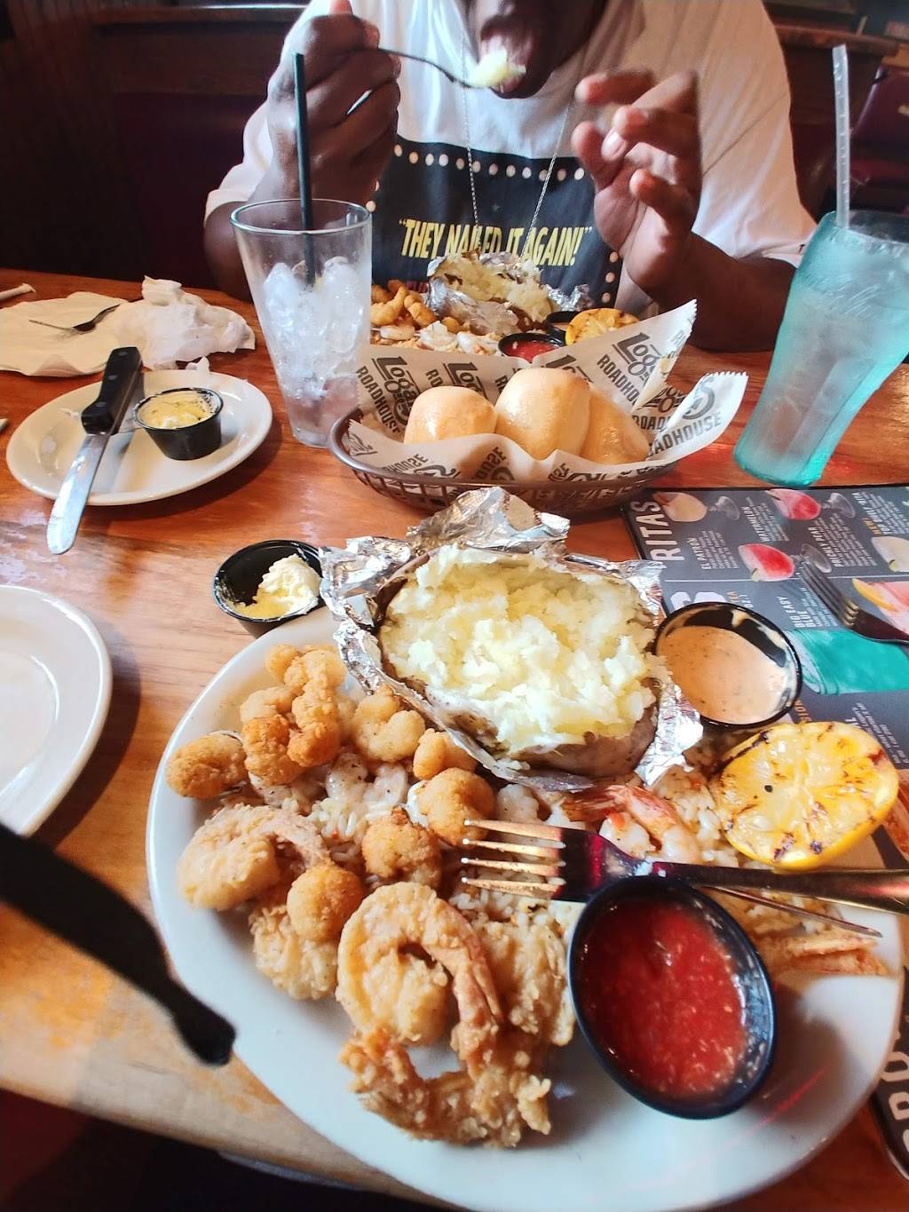 Logans Roadhouse | restaurant | 7755 Winchester Rd, Memphis, TN 38125, USA | 9017591430 OR +1 901-759-1430