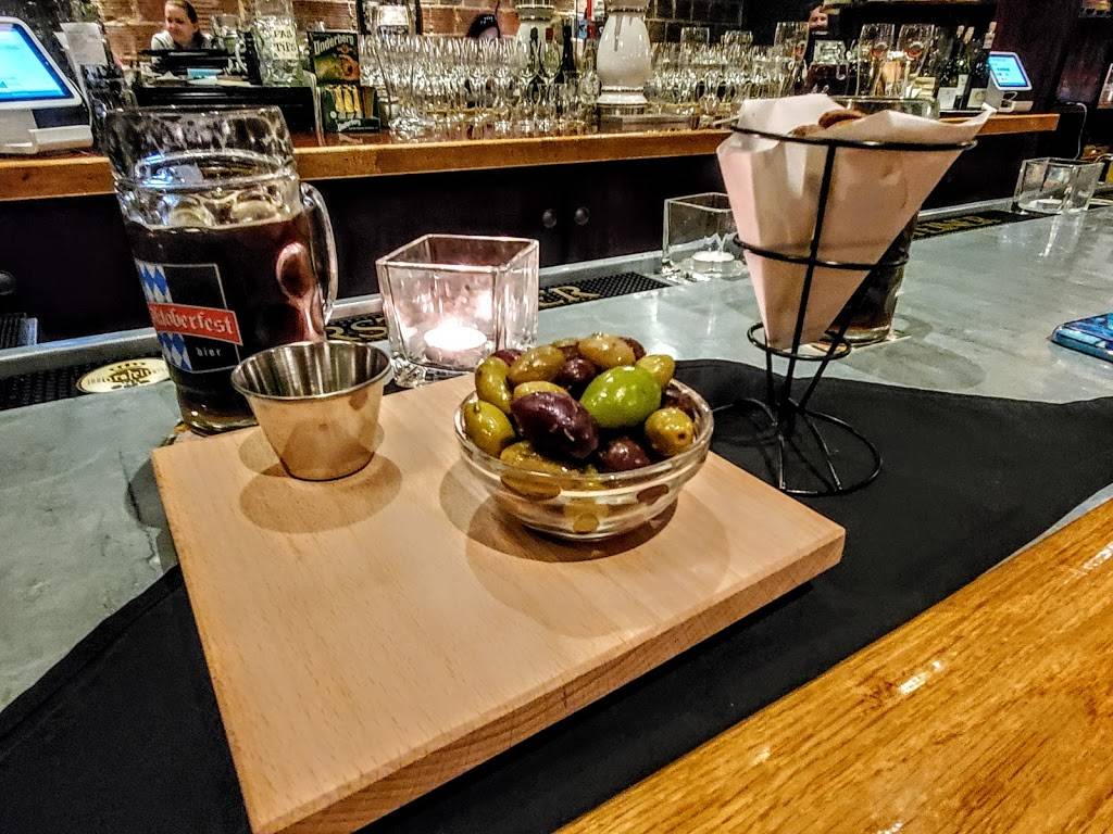 Buchners Bierhalle | restaurant | Jacksonville, FL 32205, USA | 6466883613 OR +1 646-688-3613