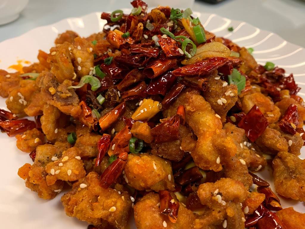 Boiling Fish | restaurant | 22511 Hwy 99 #101, Edmonds, WA 98026, USA | 4256701071 OR +1 425-670-1071