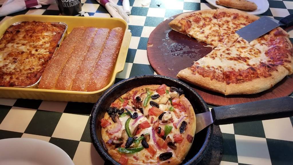 Pizza Hut | restaurant | 2111 W Roosevelt Blvd, Monroe, NC 28110, USA | 7042891024 OR +1 704-289-1024