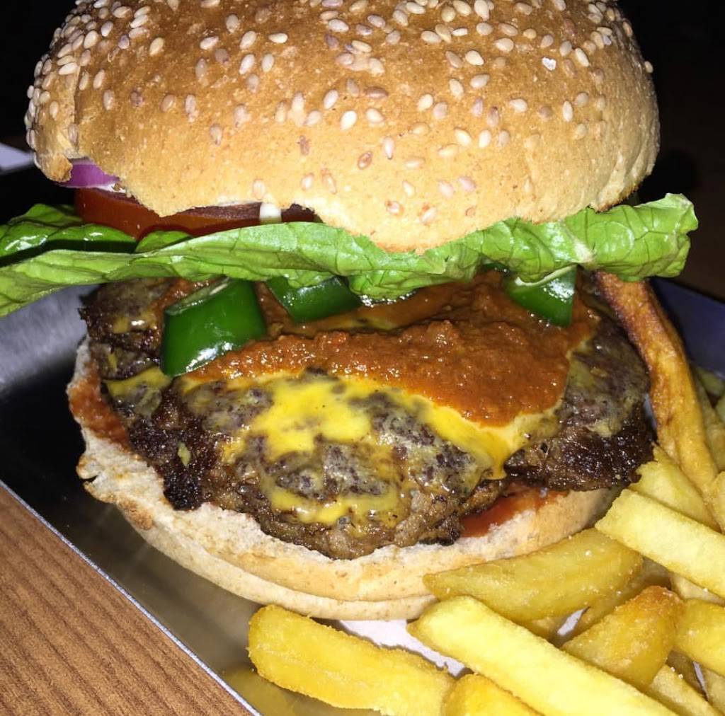 BurgerFuel Broad Ripple | restaurant | 6320 Guilford Ave, Indianapolis, IN 46220, USA | 3174058362 OR +1 317-405-8362