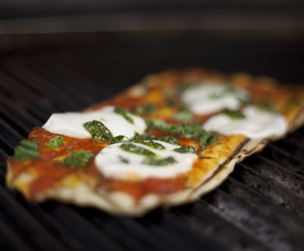 The Quick Fixx | restaurant | 1511 South St, Philadelphia, PA 19146, USA | 2672731066 OR +1 267-273-1066